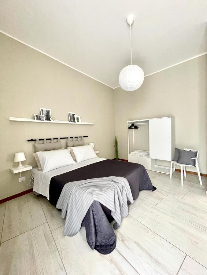 Grey Apartment Caiazzo Esterno foto